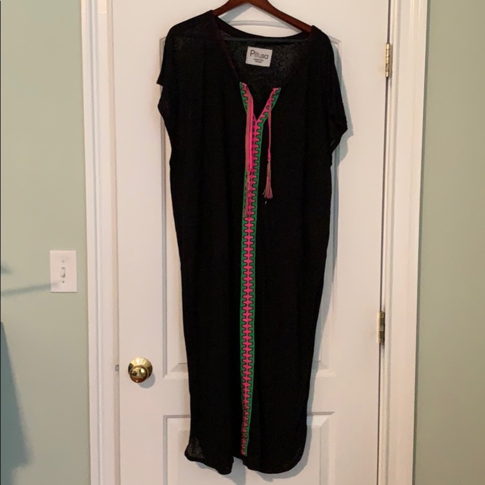 Pitusa beach coverup